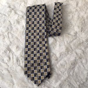 Like New Stafford Pattered Tie